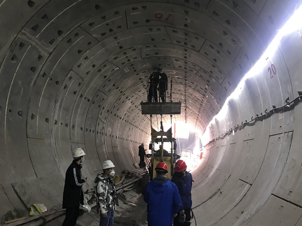 地质雷达法乐鱼网站管片背后密实度
